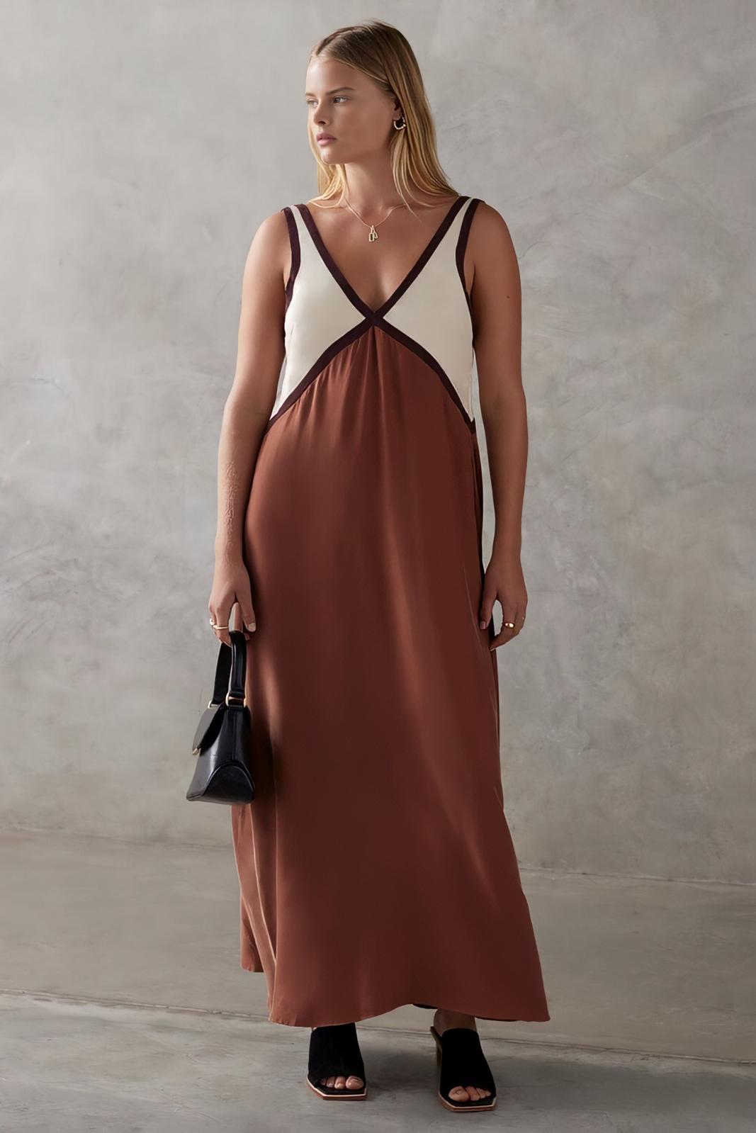 Élena | Élégante robe midi sans manches